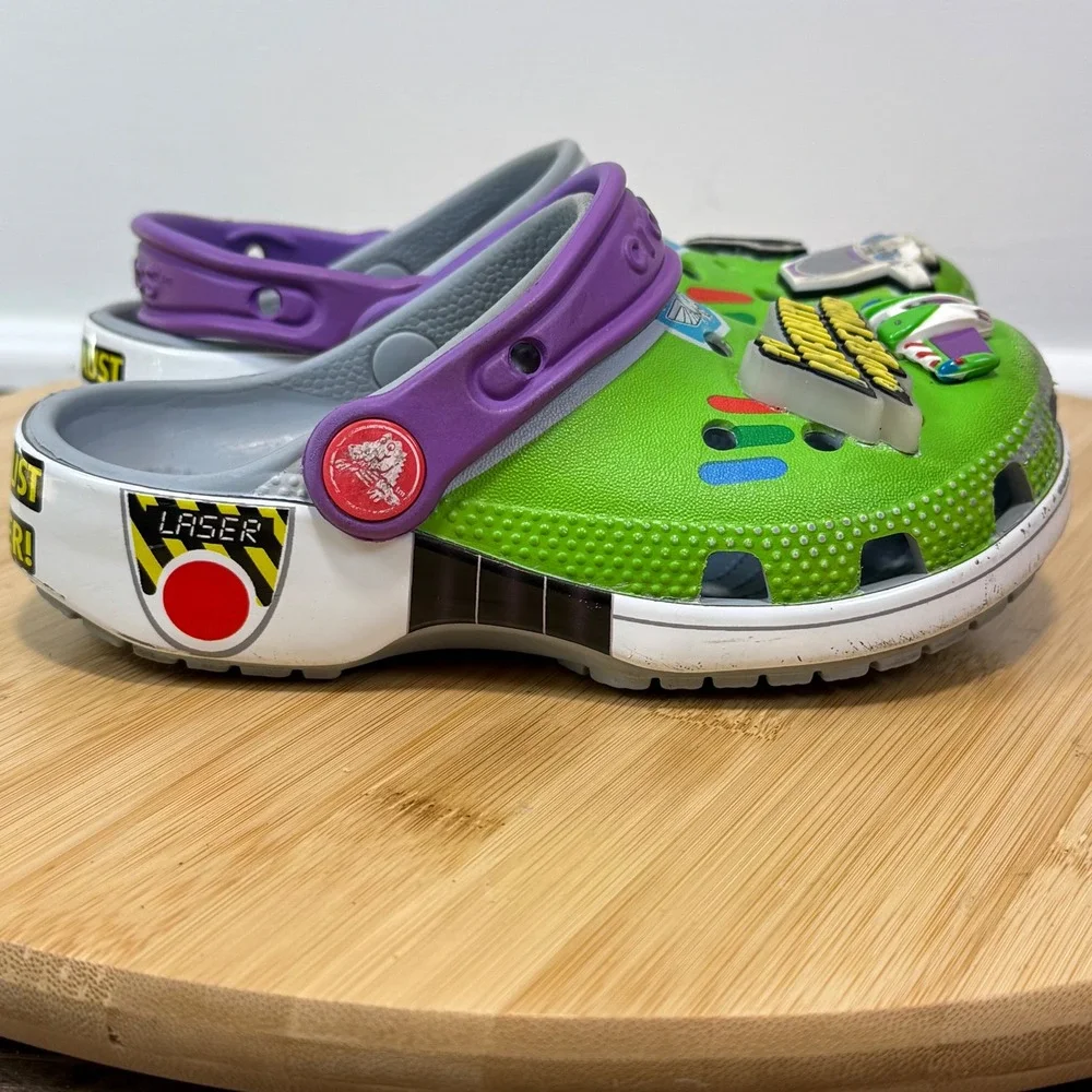 Crocs Buzz Lightyear Clogs Kids Size C10 Green Purple Toy Story Shoes Theme Park